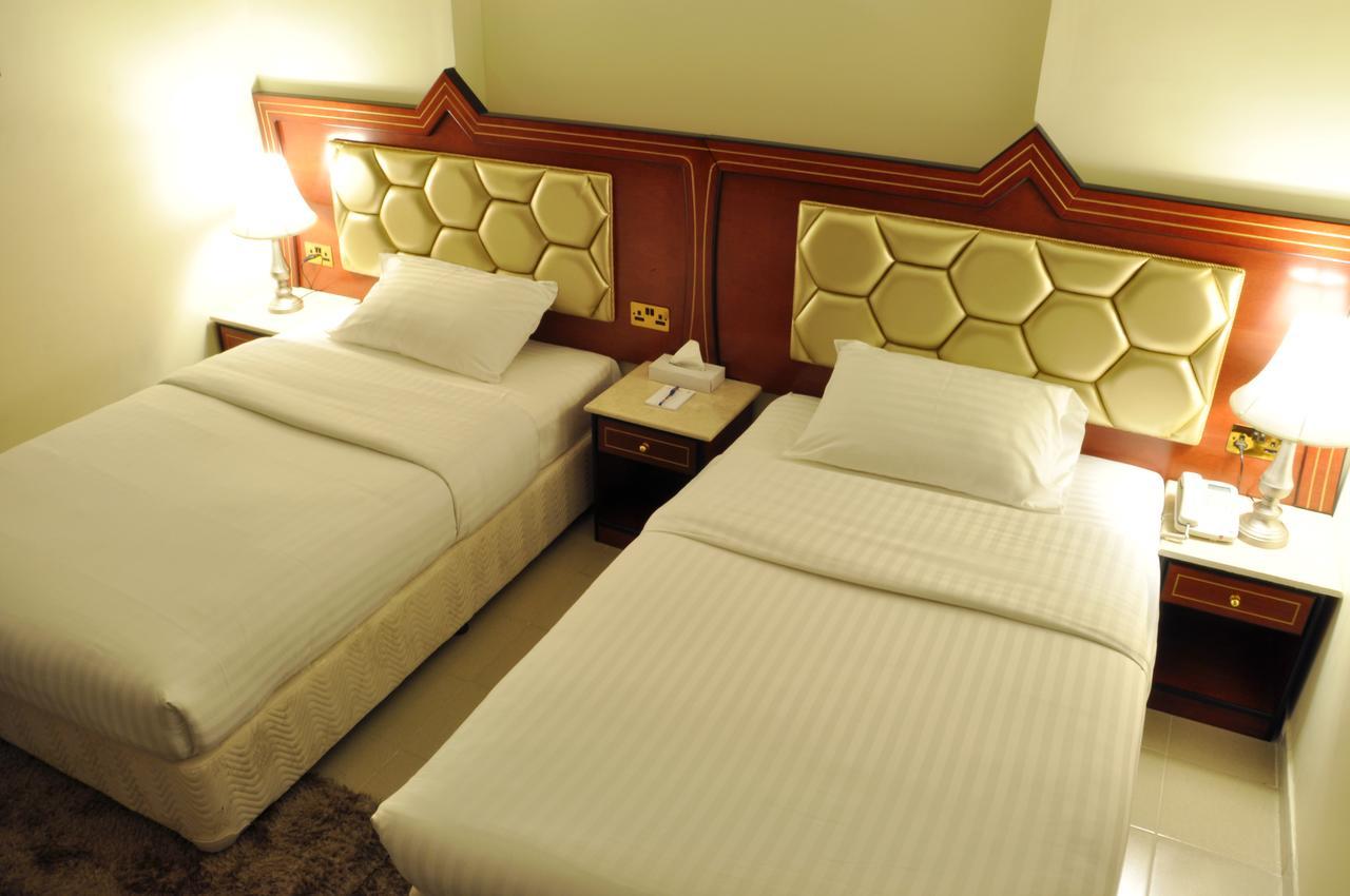 Saffron Hotel Dubai Exterior photo