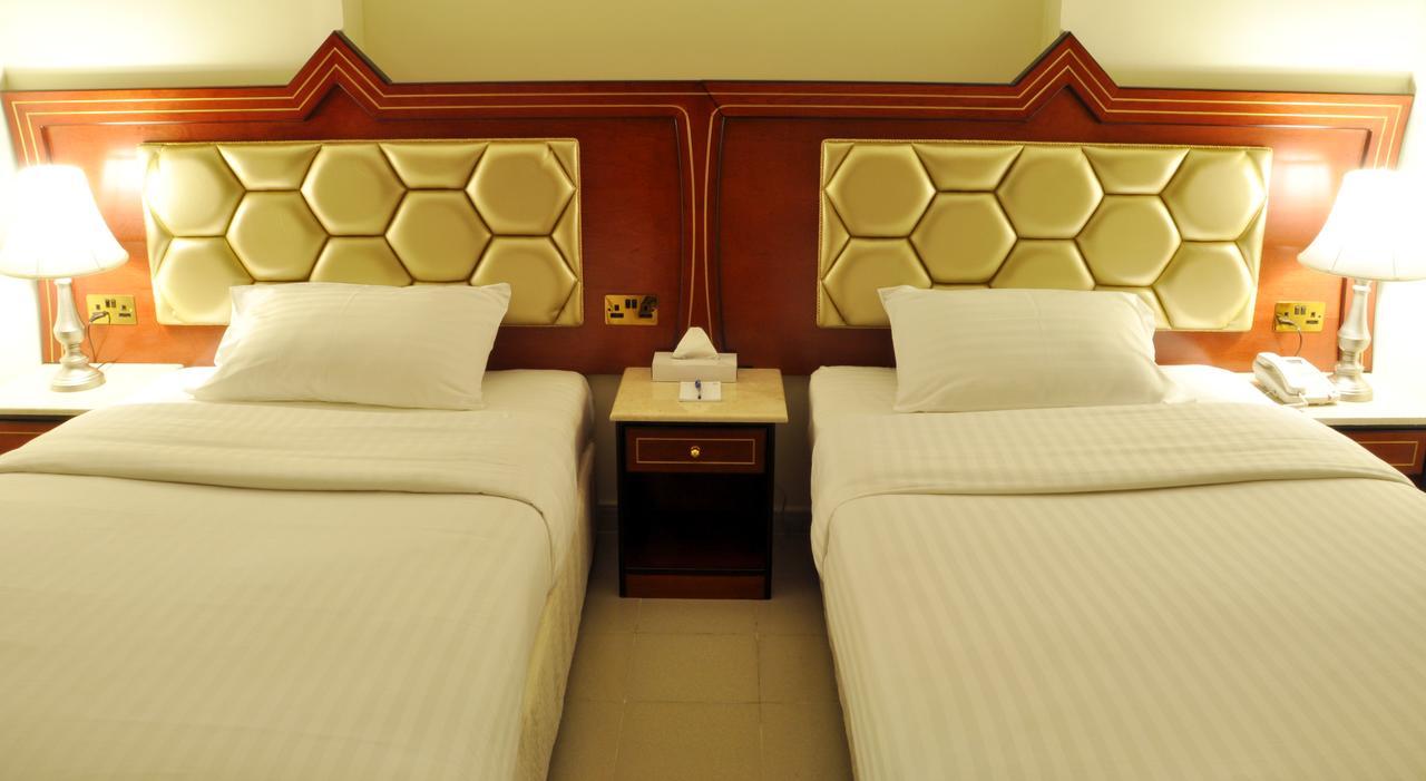 Saffron Hotel Dubai Exterior photo
