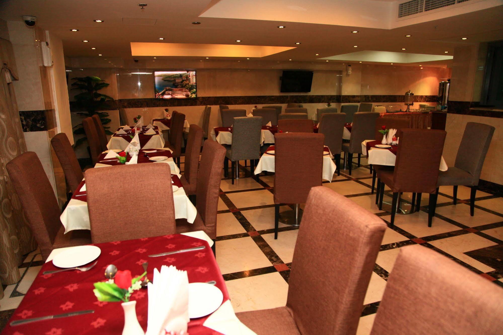Saffron Hotel Dubai Exterior photo